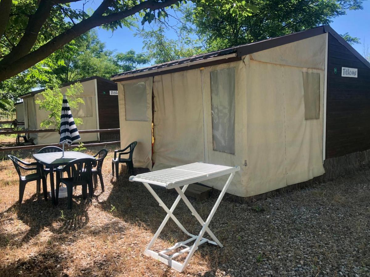 Family's Camping les Rives de l'Hérault Gignac  Exterior foto