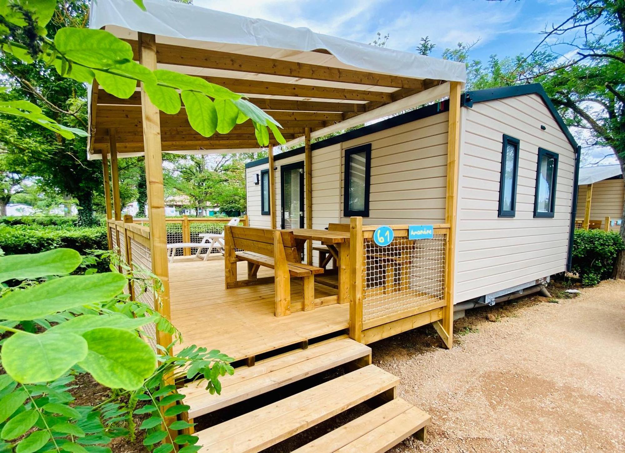 Family's Camping les Rives de l'Hérault Gignac  Exterior foto