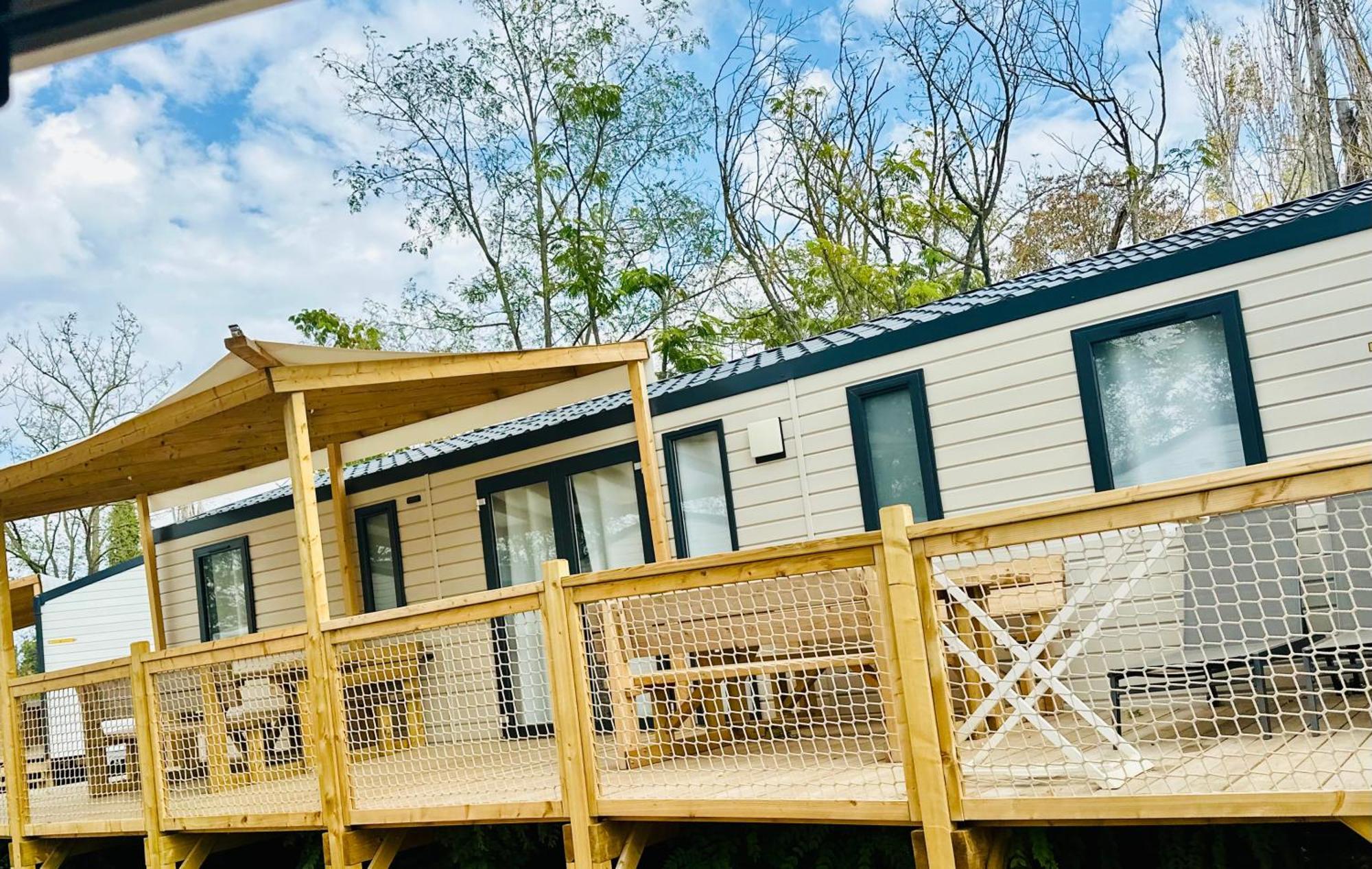 Family's Camping les Rives de l'Hérault Gignac  Exterior foto